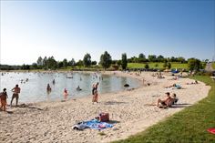 Camping Domaine de Louvarel, Burgund, Frankreich