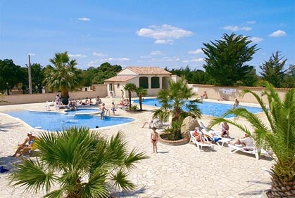 Camping La Coste Rouge, Roussillon, Frankreich